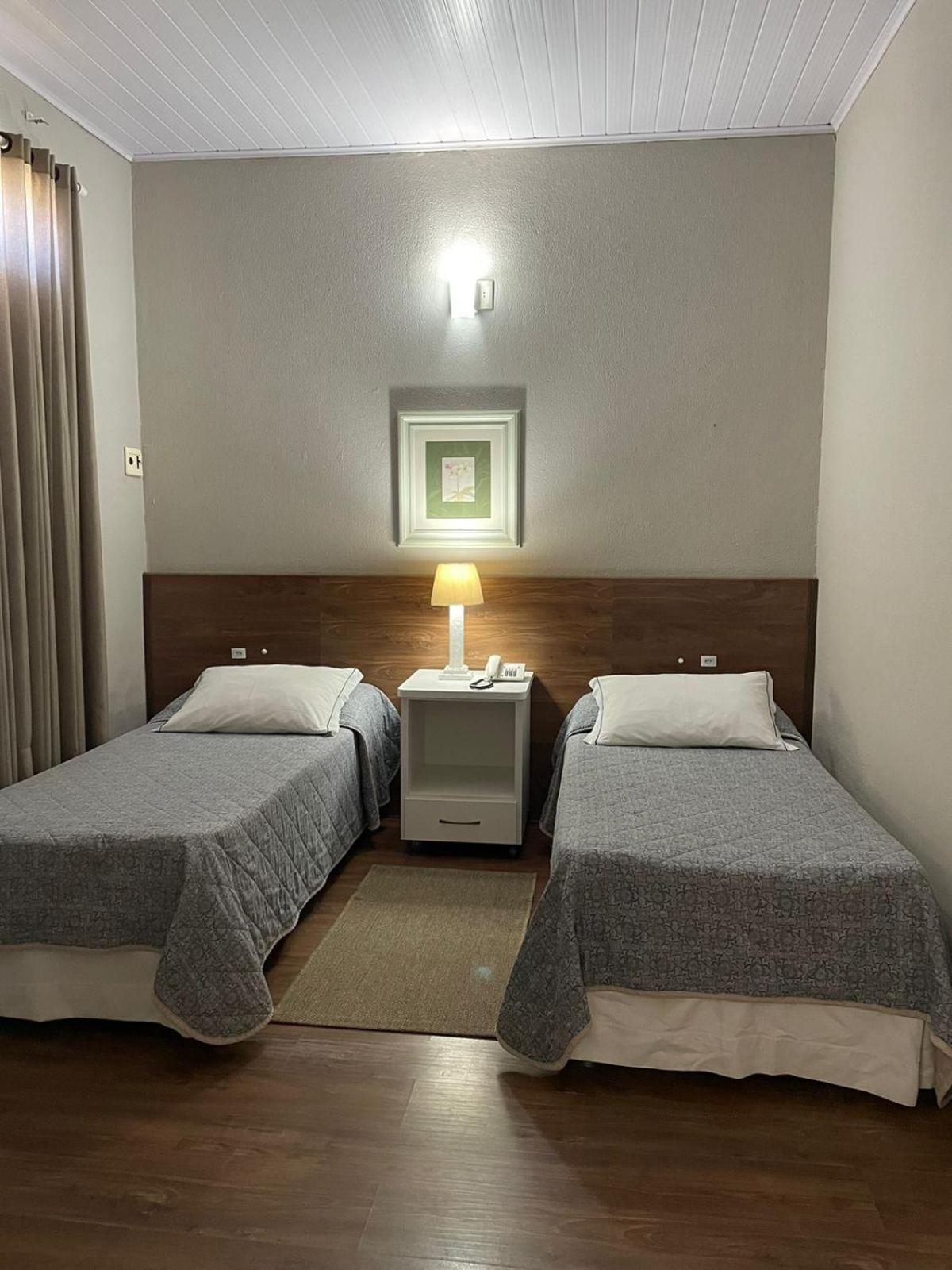 Canasvieiras Hotel ฟลอเรียนอโปลิส ภายนอก รูปภาพ