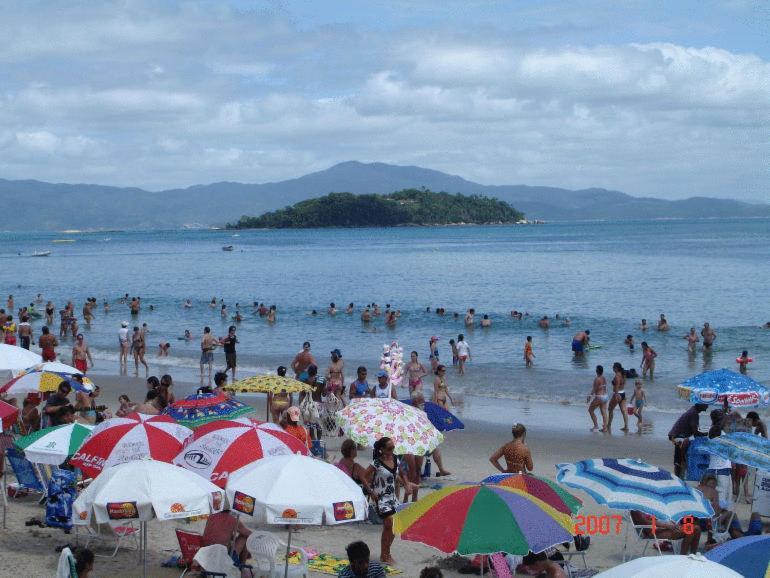 Canasvieiras Hotel ฟลอเรียนอโปลิส ภายนอก รูปภาพ