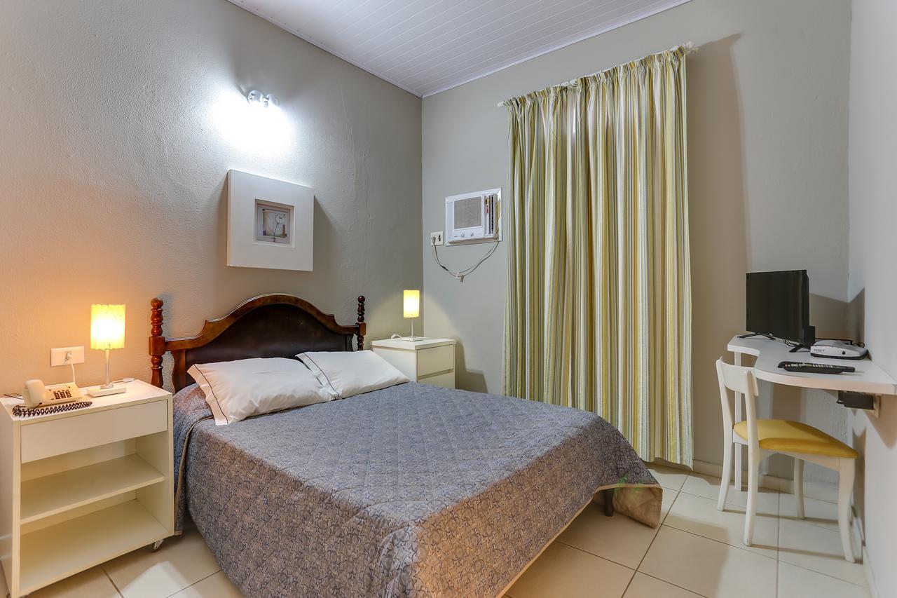 Canasvieiras Hotel ฟลอเรียนอโปลิส ภายนอก รูปภาพ