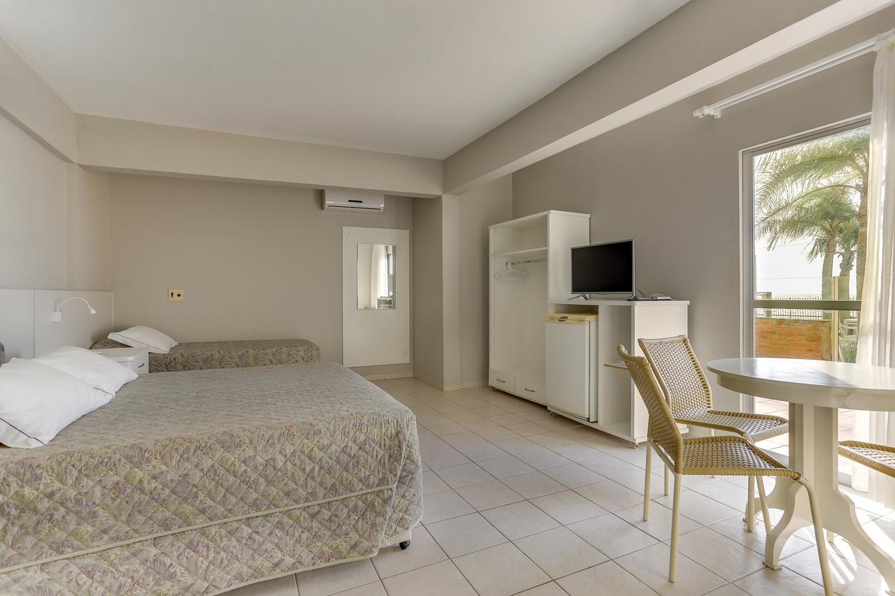 Canasvieiras Hotel ฟลอเรียนอโปลิส ภายนอก รูปภาพ