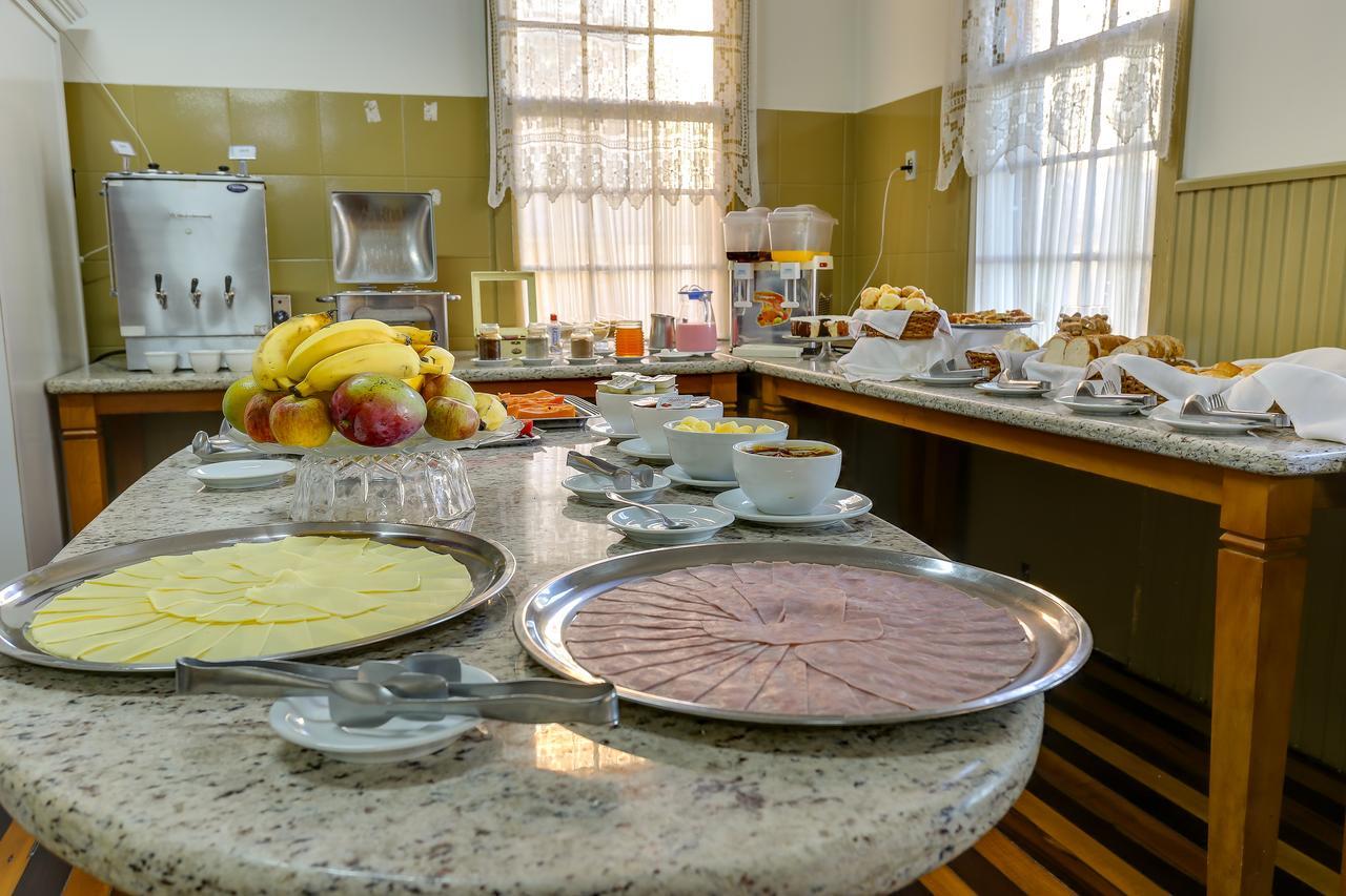 Canasvieiras Hotel ฟลอเรียนอโปลิส ภายนอก รูปภาพ