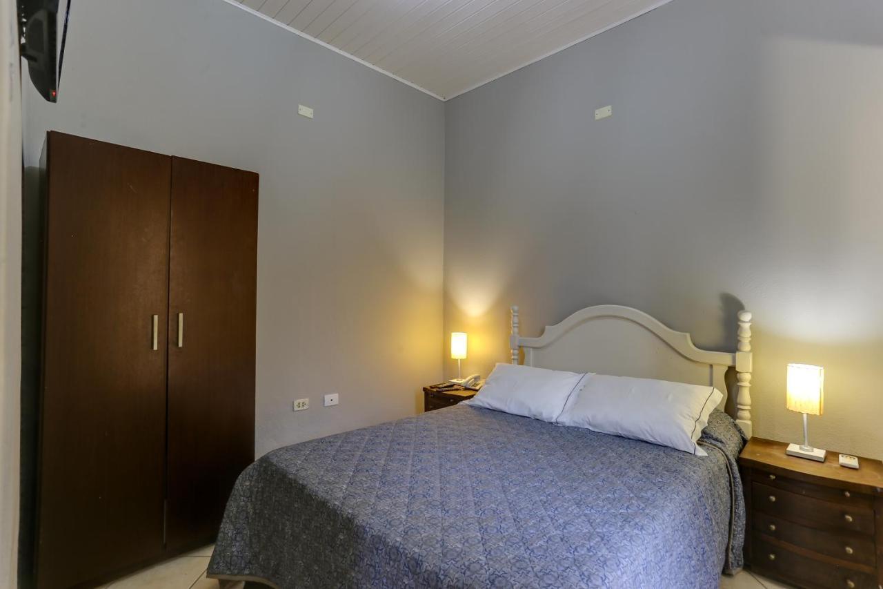 Canasvieiras Hotel ฟลอเรียนอโปลิส ภายนอก รูปภาพ